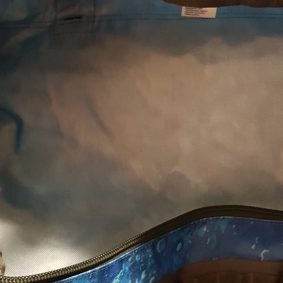 🚫SOLD🚫The North Face Base Camp Duffel Medium 71L - Picture 2 of 4